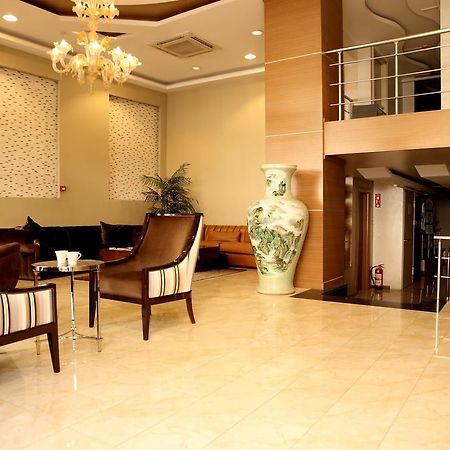 Way Hotel Izmir Bagian luar foto