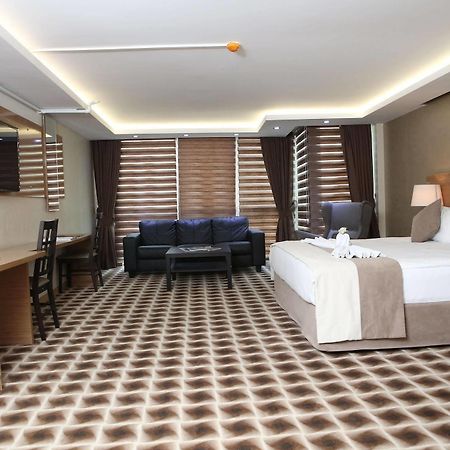 Way Hotel Izmir Bagian luar foto