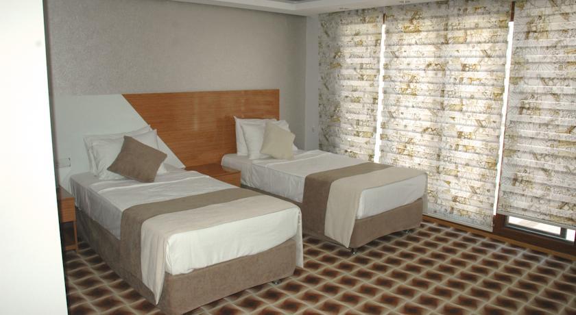 Way Hotel Izmir Bagian luar foto