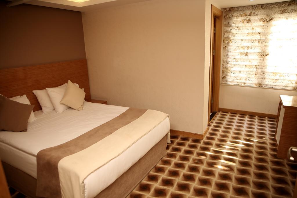 Way Hotel Izmir Ruang foto