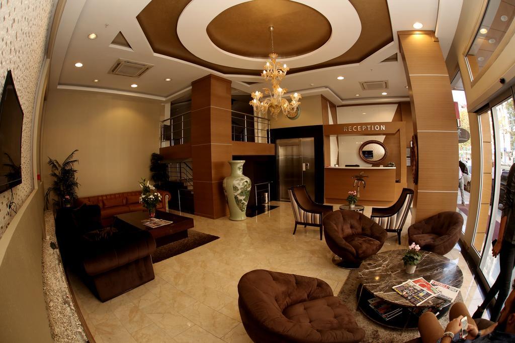 Way Hotel Izmir Bagian luar foto