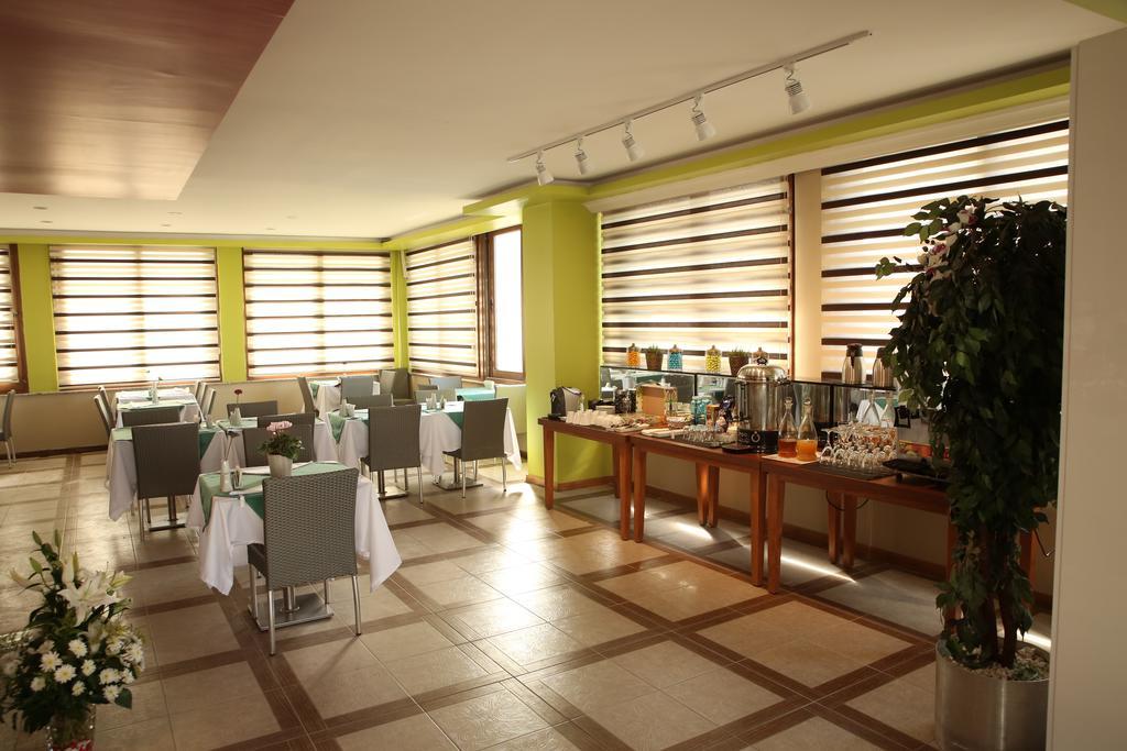 Way Hotel Izmir Bagian luar foto