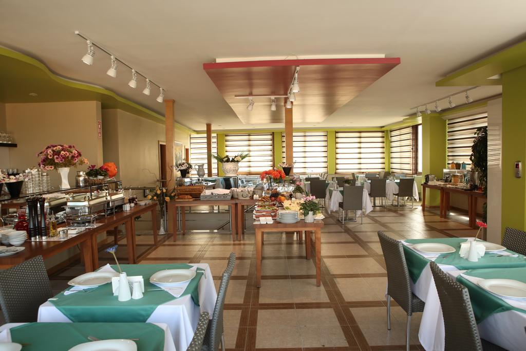 Way Hotel Izmir Bagian luar foto
