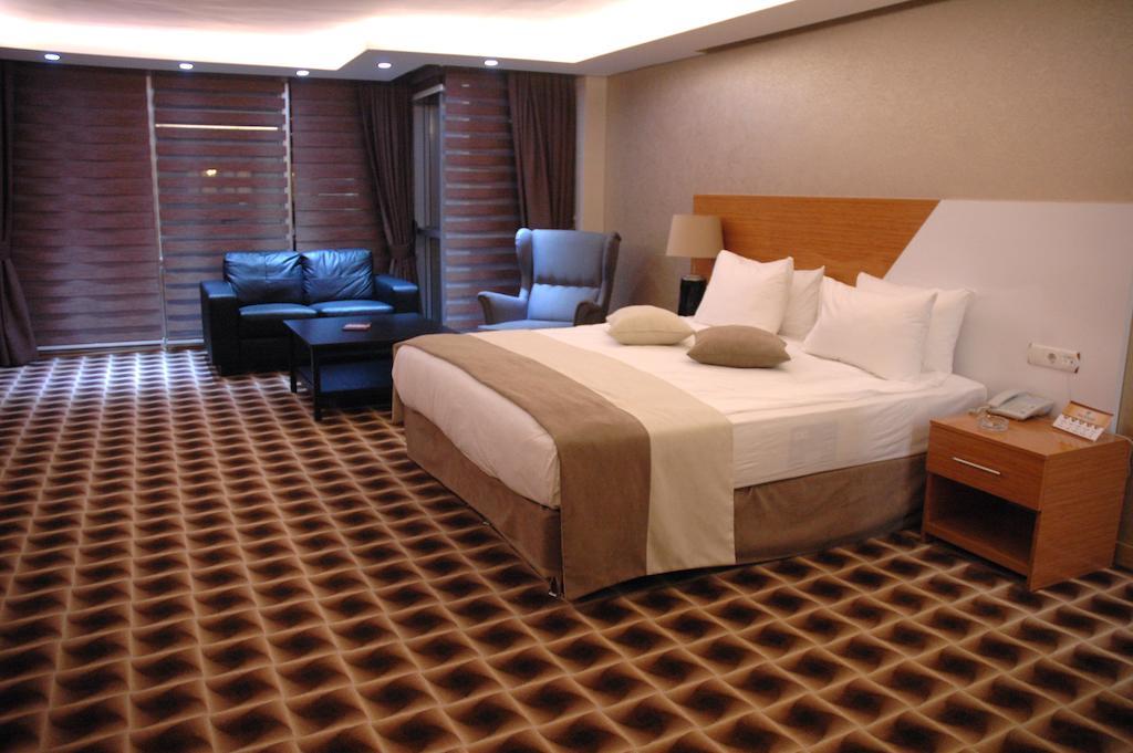Way Hotel Izmir Ruang foto